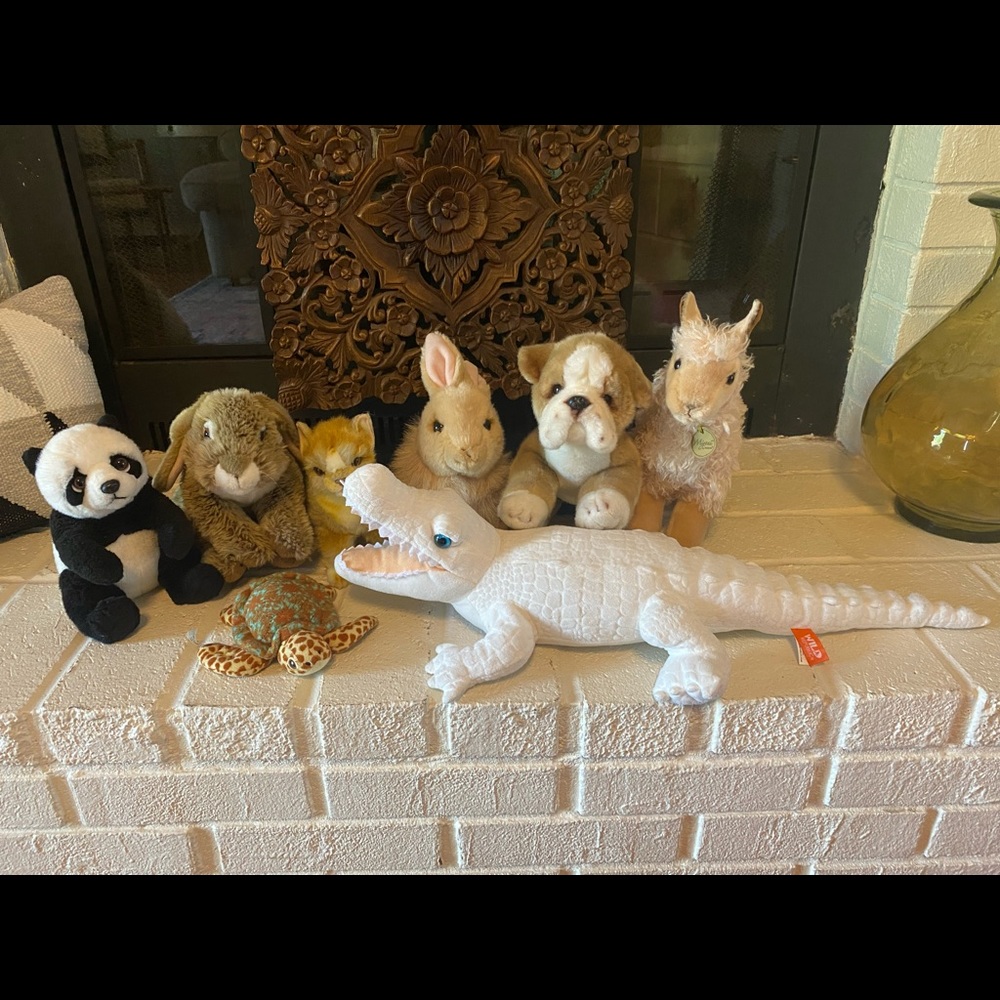 Stuffed animal lot.
